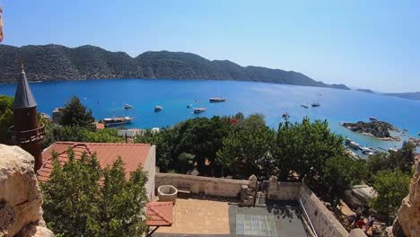 Vistas-Desde-El-Castillo-De-Kekova-En-La-Costa-Turquesa-De-Turquía