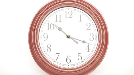 reloj de pared sobre fondo blanco, hora del espectáculo a las 10 a.m. o p.m.