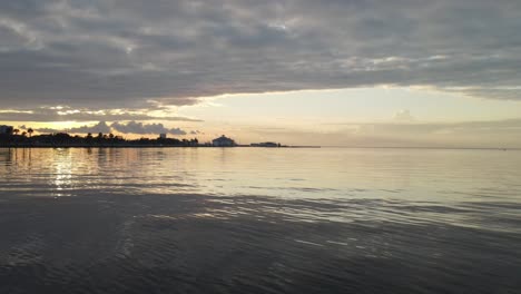 Picturesque-Sunset-With-Reflection-On-Serene-Ocean-Near-New-Orleans,-Louisiana-USA