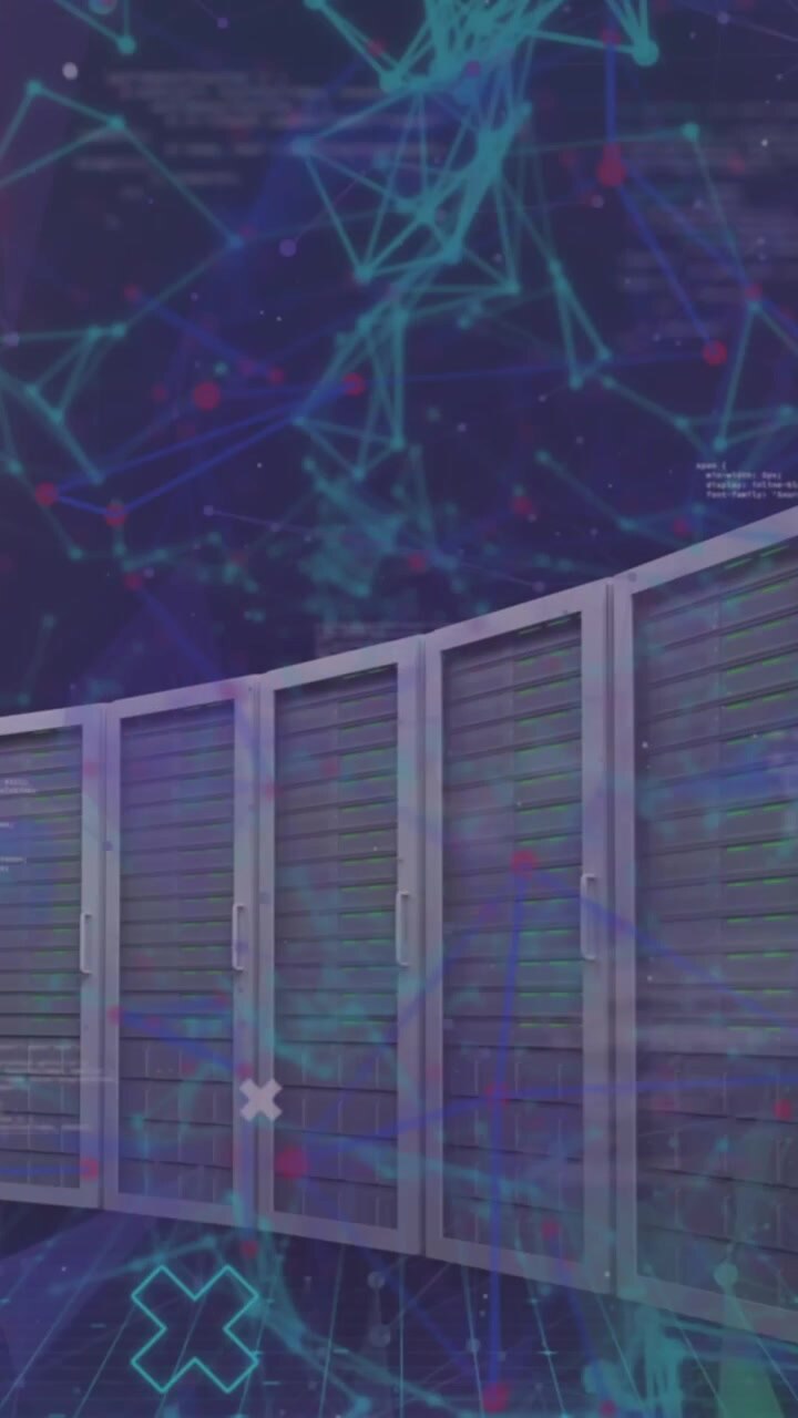Animation af databehandling, lyspunkter og plexusnetværk mod et computerserverrum
