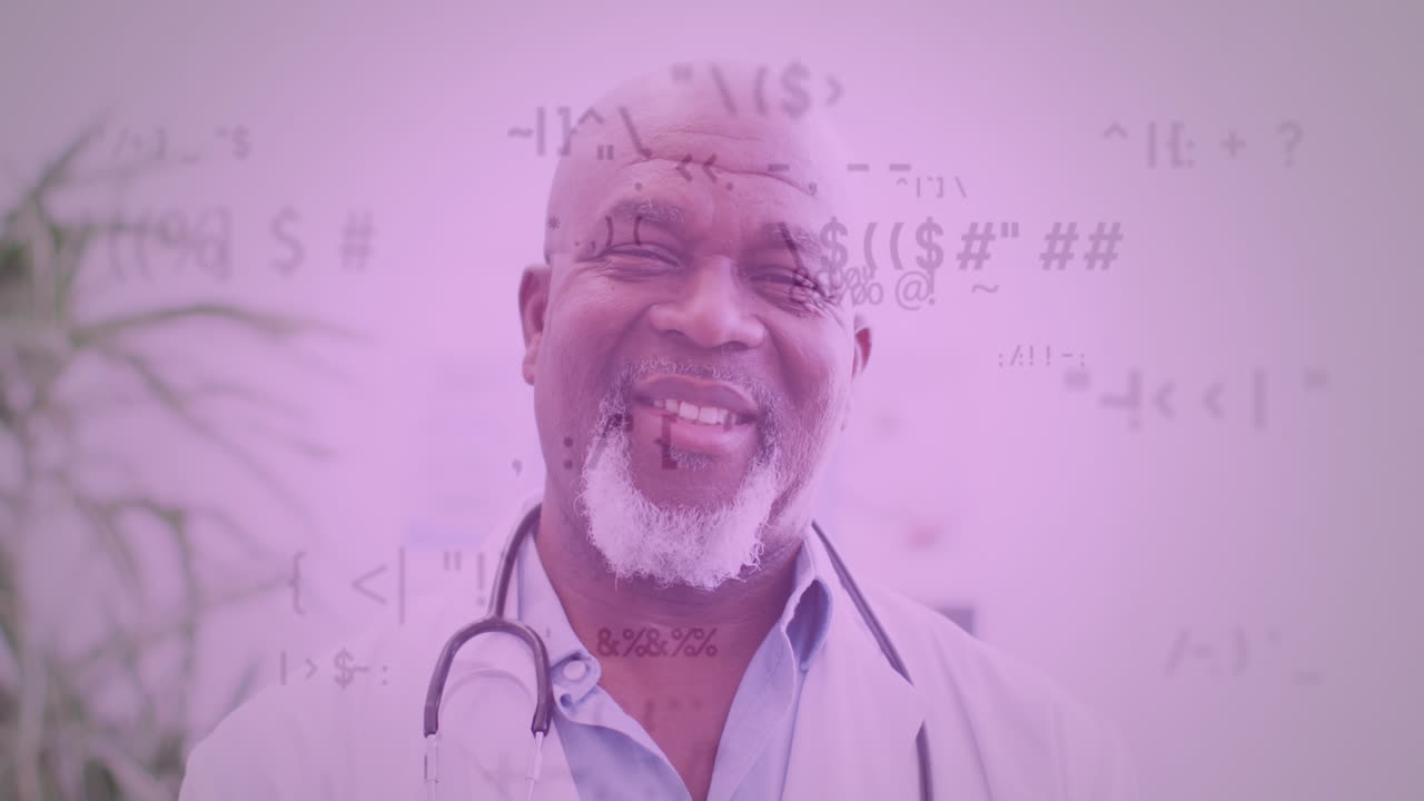 animación del procesamiento de datos sobre un doctor afroamericano sonriente