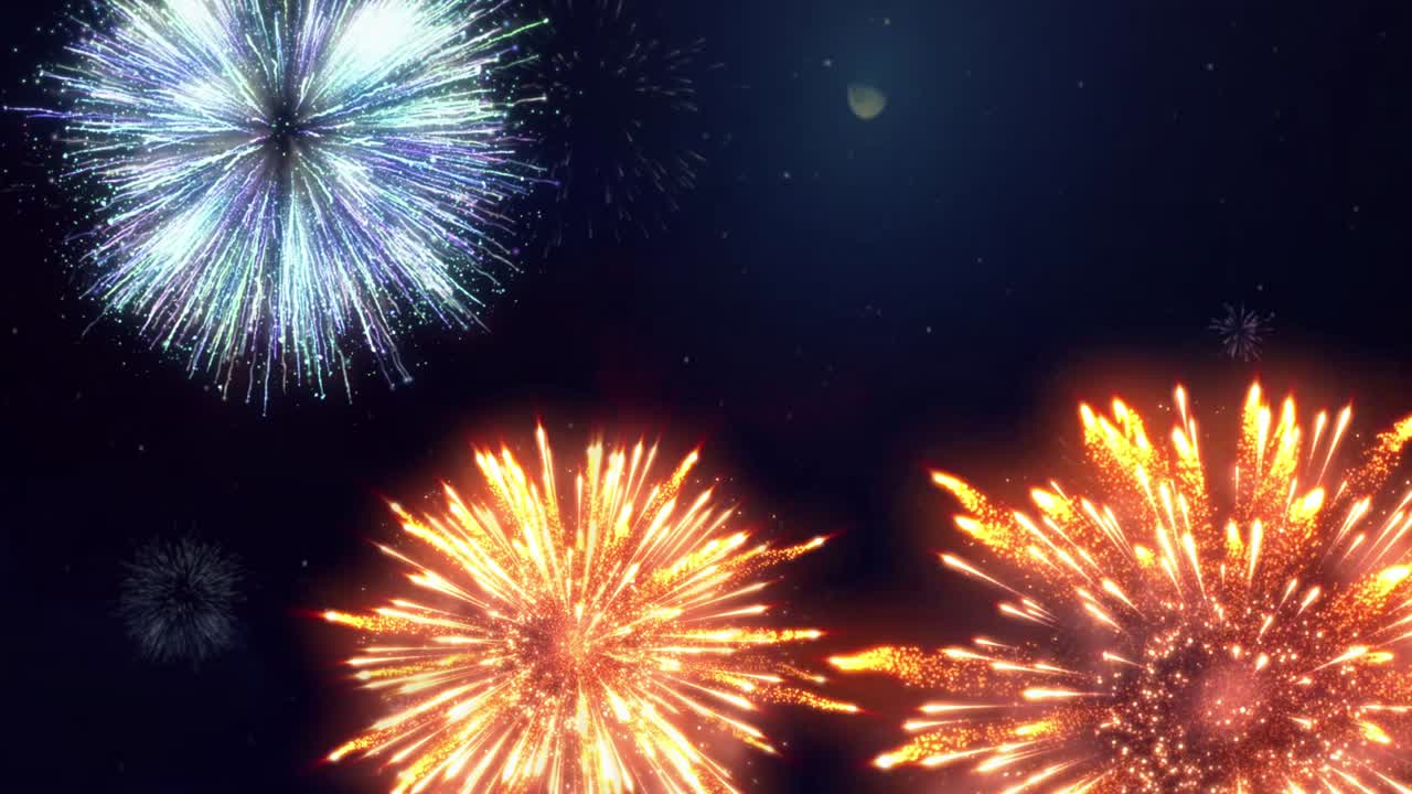 4k explosiones de fuegos artificiales reales en el humo la niebla de fondo de movimiento negro bucle cielo en la explosión de fuegos artificiales.