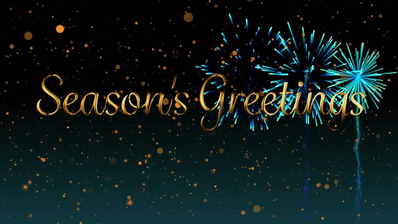 Testo 'Auguri di stagione' e punti arancioni che fluttuano, sullo sfondo di fuochi d'artificio che esplodono su sfondo nero.