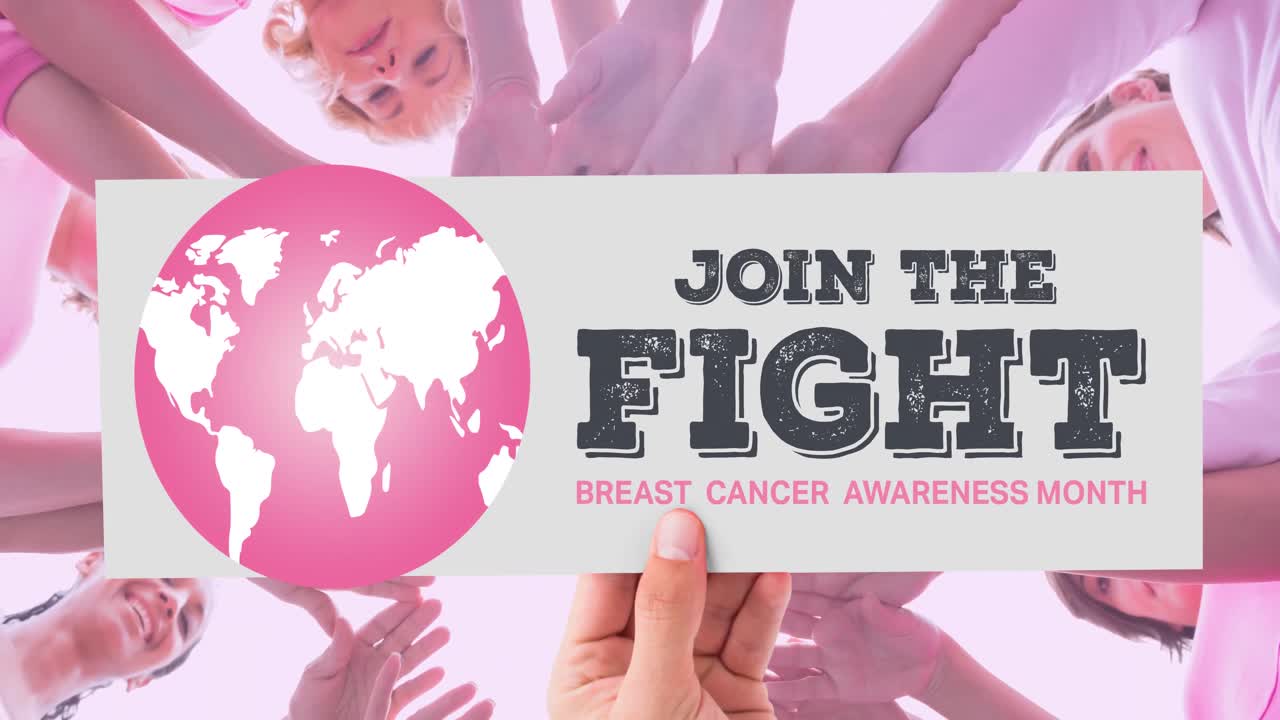 분홍색 글로브 로고와 유방암 텍스트의 애니메이션이 다양한 여성 그룹의 그룹 위에