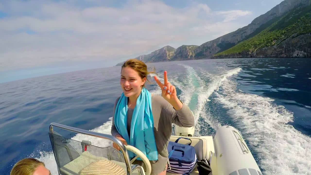 saludos desde italia.