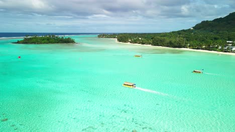 island tour along muri lagoon in rarotonga