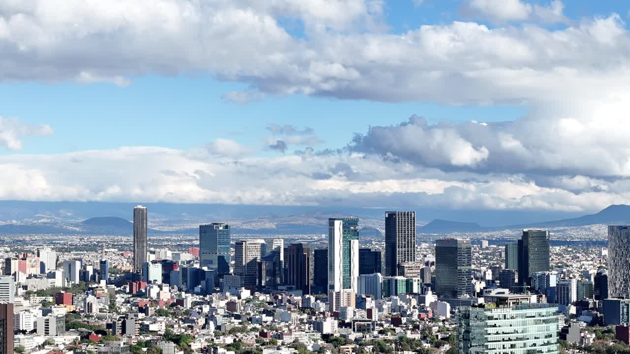 Hyperlapse in mexico city with clear skies