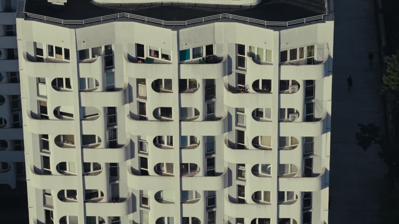 Fachadas Modernas de Edifícios de Apartamentos