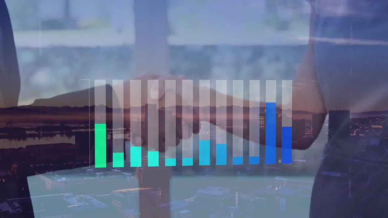 animación de gráficos sobre diversas personas que se estrechan la mano y el paisaje urbano