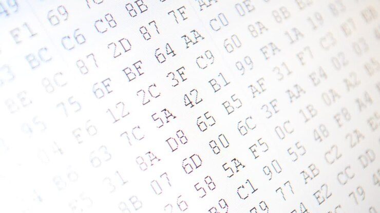 Movement of figures on the screen. Binary code