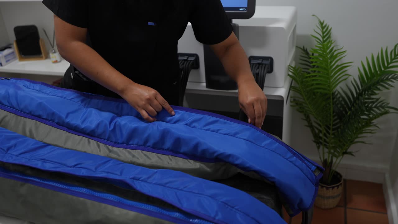 Lymphatic Drainage Compression Therapy Session
