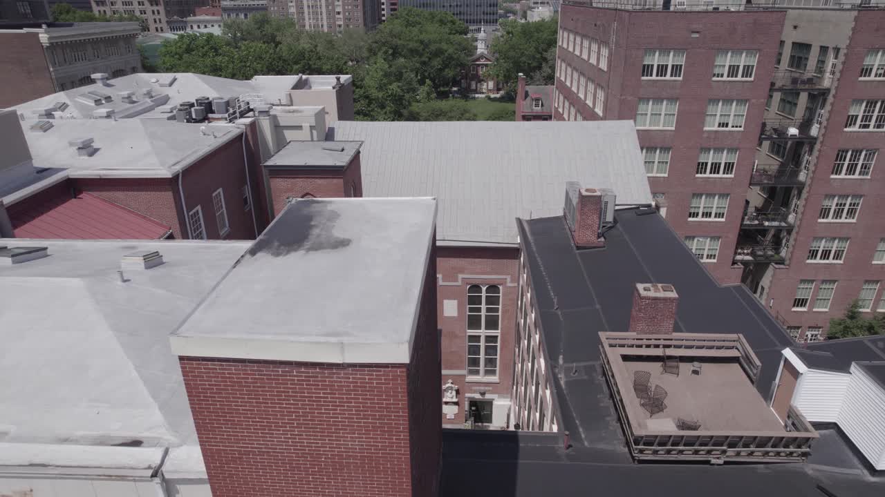 tomada de un dron de 4k de la vieja st.