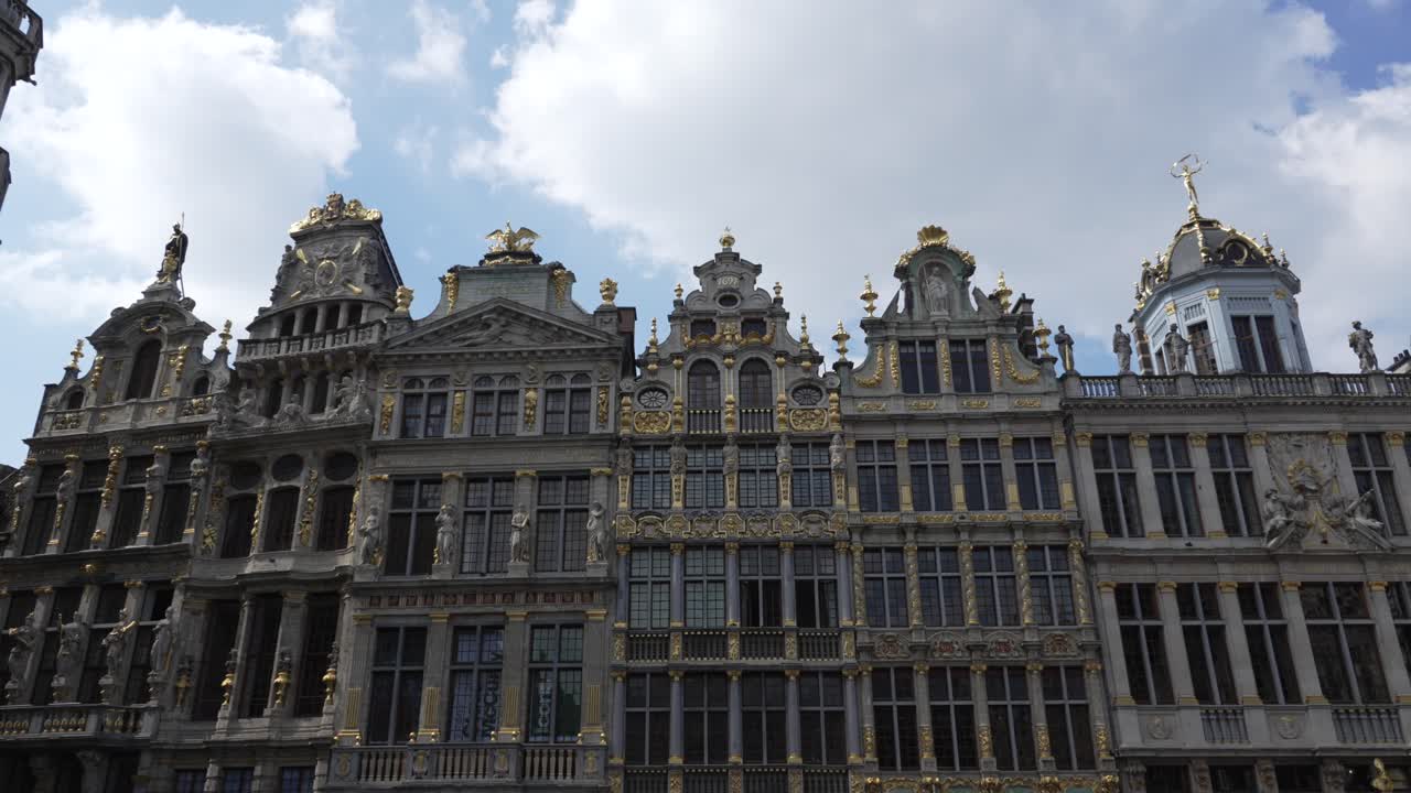 Suntuosos edifícios das corporações na Grand-Place (Grote Markt), praça central de Bruxelas, Bélgica