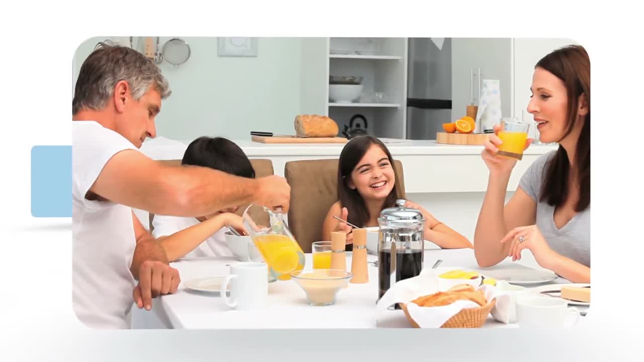 가족 이 함께 즐기는 순간 들 의 모 ⁇