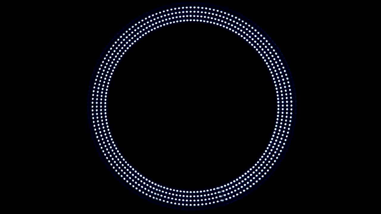 램프의 led 링은 검은색 배경에서 다른 모드로 빛납니다.
