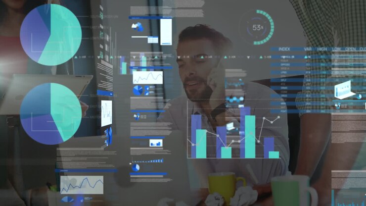 Animasjon av finansdatabehandling over forretningsfolk på kontor