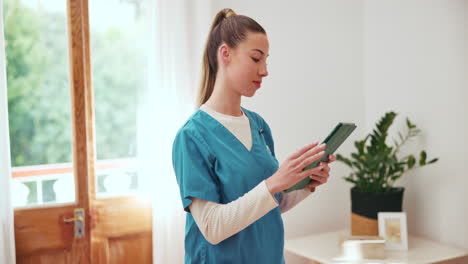 Face,-happy-woman-or-nurse-with-tablet-results