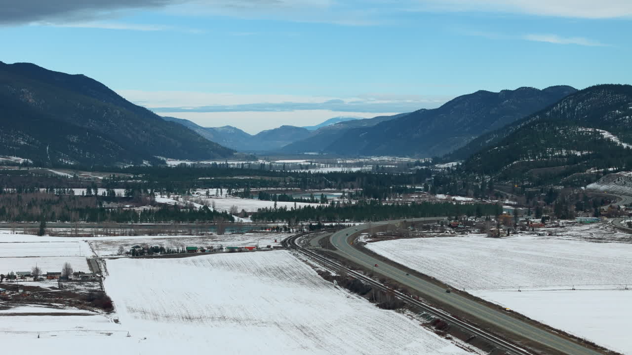 la carretera panorámica 1 de kamloops en invierno