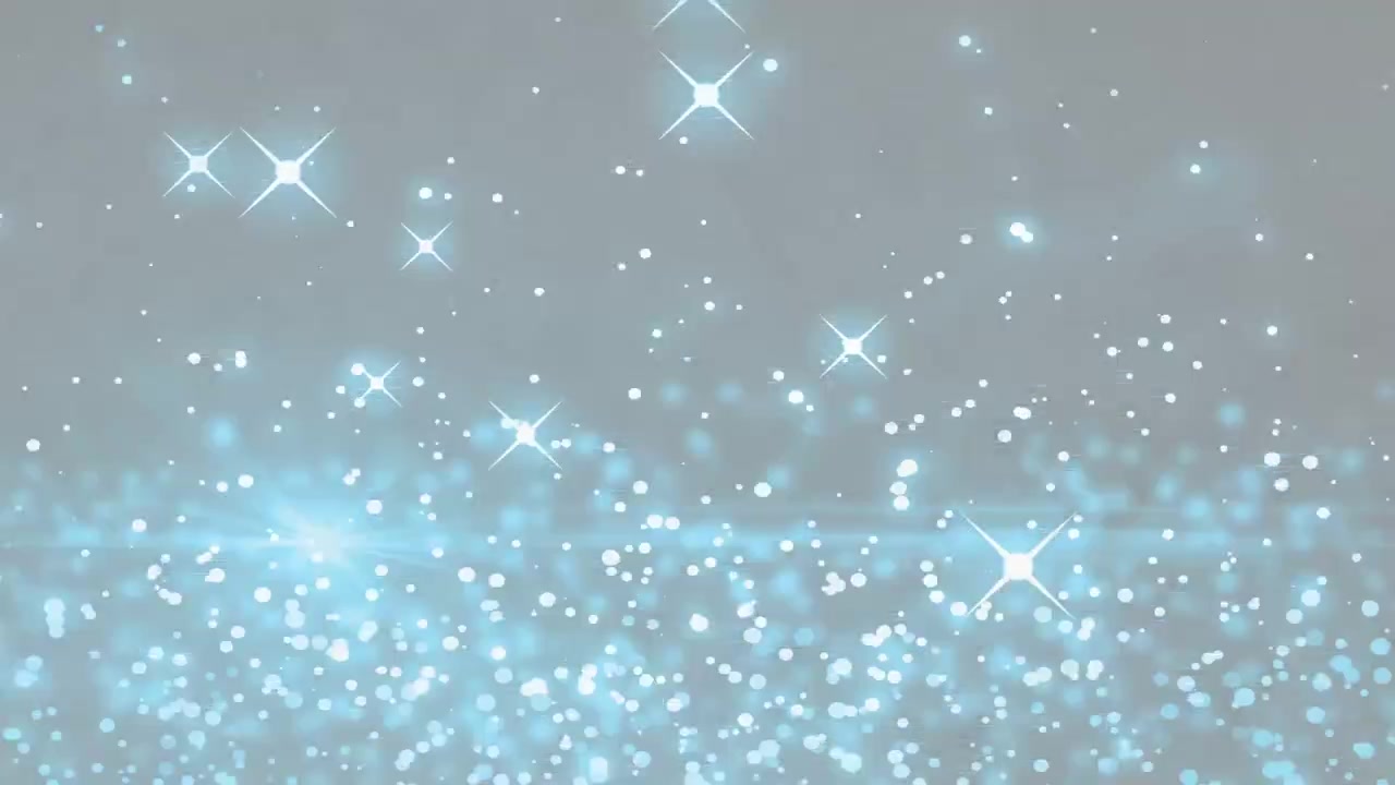 부드러운 팬 이후, 깜빡이며 왼쪽 위로 떠오르는 푸른빛 반짝임과 별빛 섬광, 깊이를 더하며.