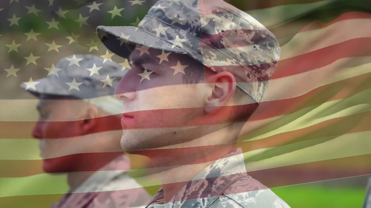 soldados alineados en atención