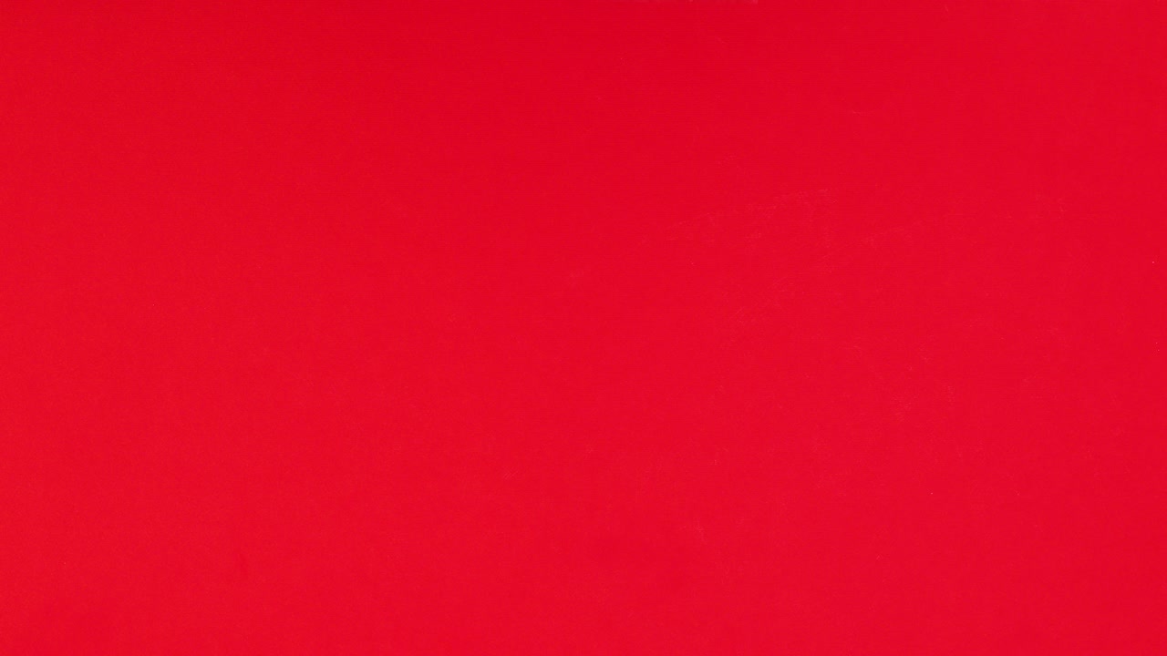 산타클로스, 스노우플레이크 및 크리스마스 장식품은 빨간색 테마에 줄지어 나타납니다.