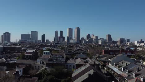 Skyline-of-New-Orleans,-Louisiana-with-skyscrapers-as-seen-from-french-quarter