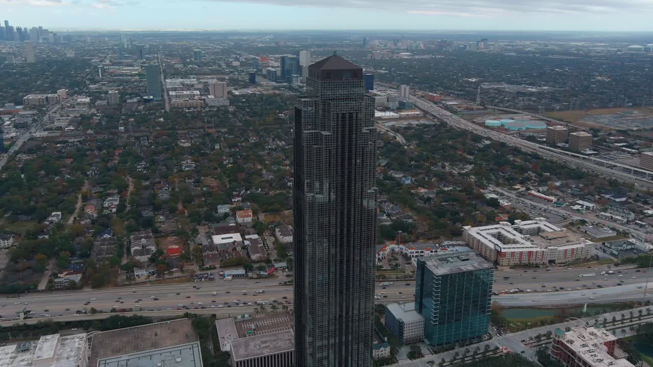 vista aérea de 4k del área de la galería en houston, texas