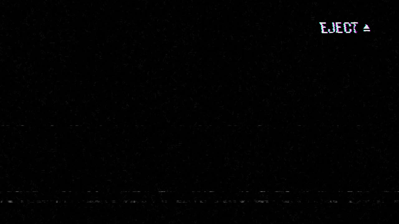 Schermata di espulsione VHS con effetto statico e glitch