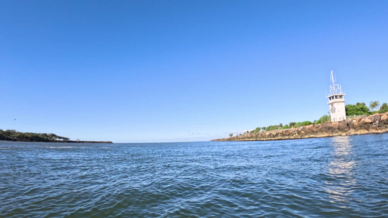 골드 코스트 의 등대 와 바다 풍경