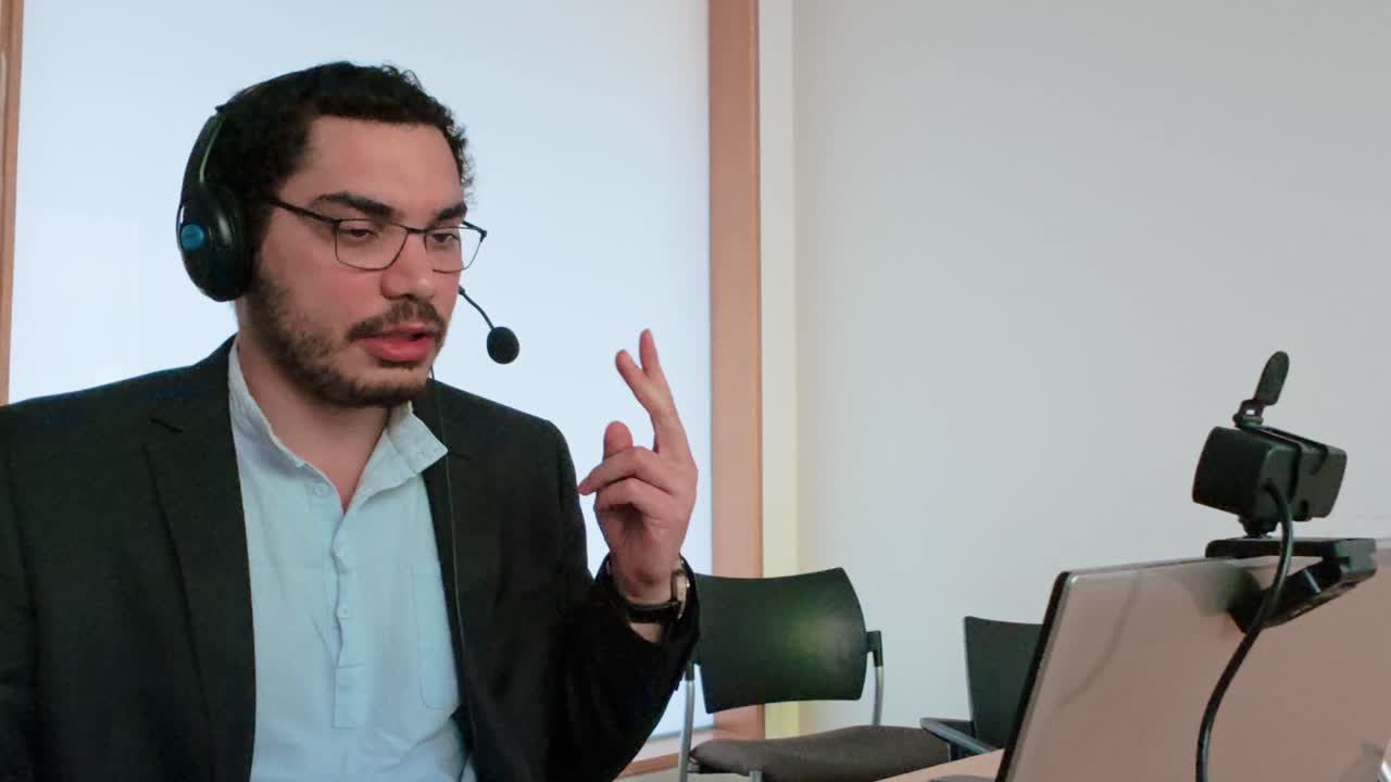 Focused Attendee in an Informative Webinar