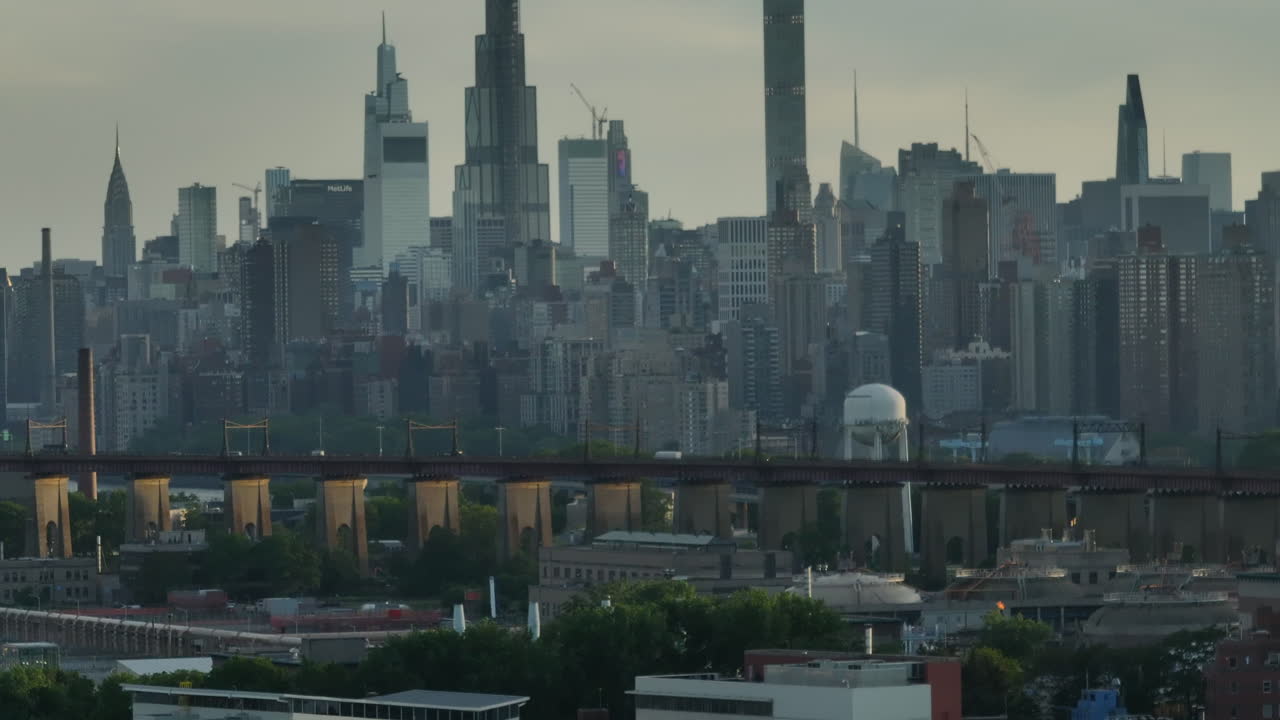 Aerial view of Randall's Island and the Manhattan skyline
