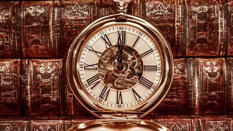 Close-up-on-vintage-clock