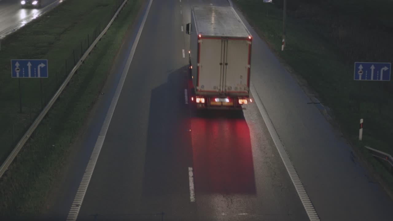 City bypass lanes at night