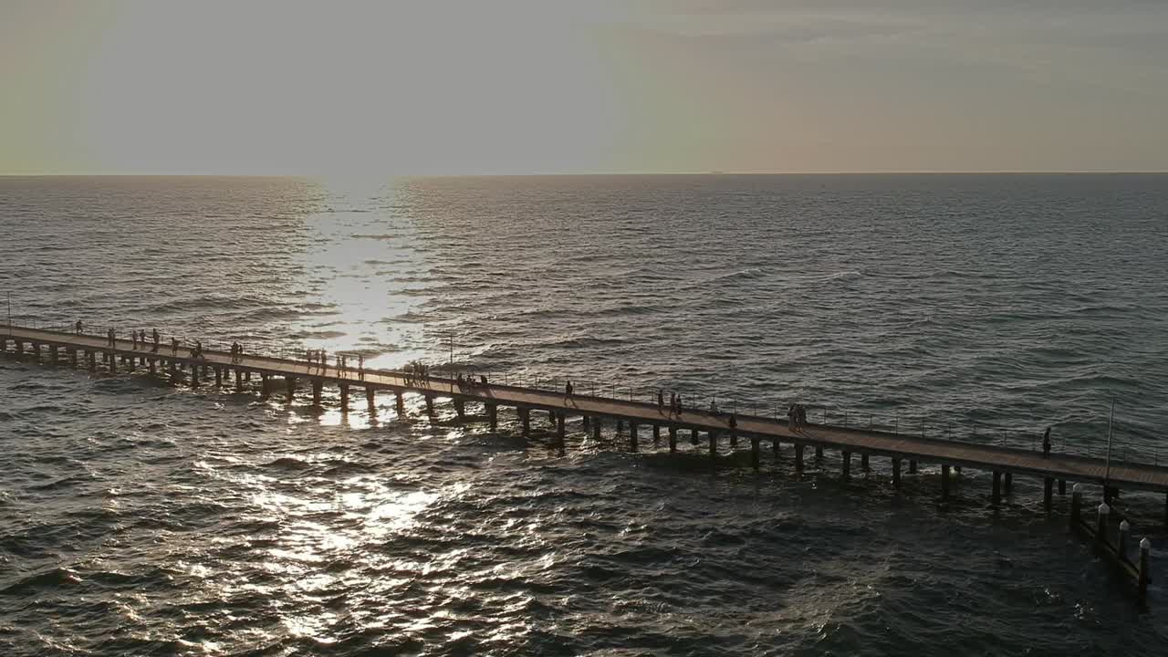 puesta de sol en la playa de mordialloc