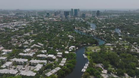 miami luxurious suburbs