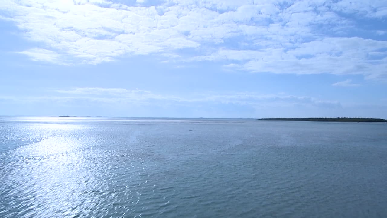 카리브해 석호 위의 공중 촬영