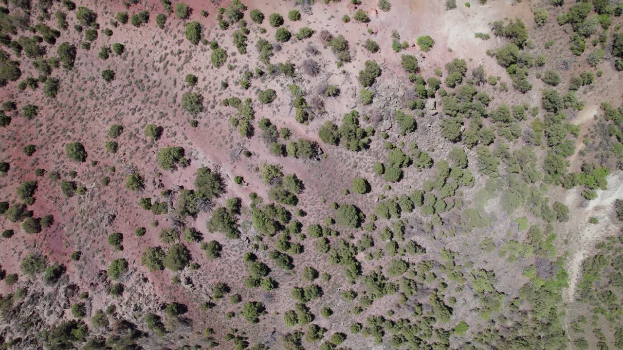 유타 사막의 공중 하향식 | 큰 바위 사탕 산