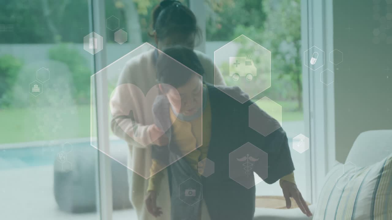 아시아 어머니와 성인 딸 위에 의학 아이콘의 애니메이션