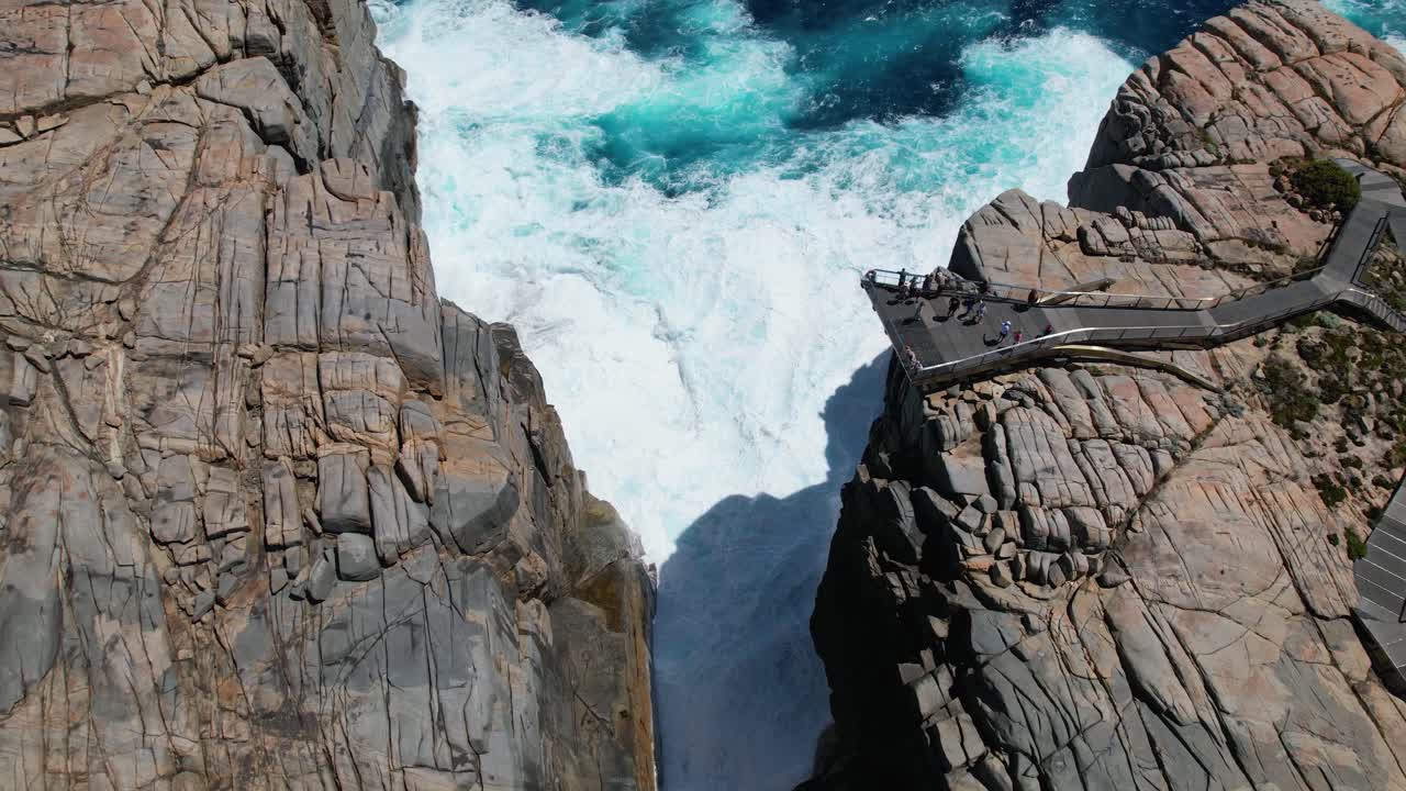 4k drone кадры над разрывом в олбани, западная австралия