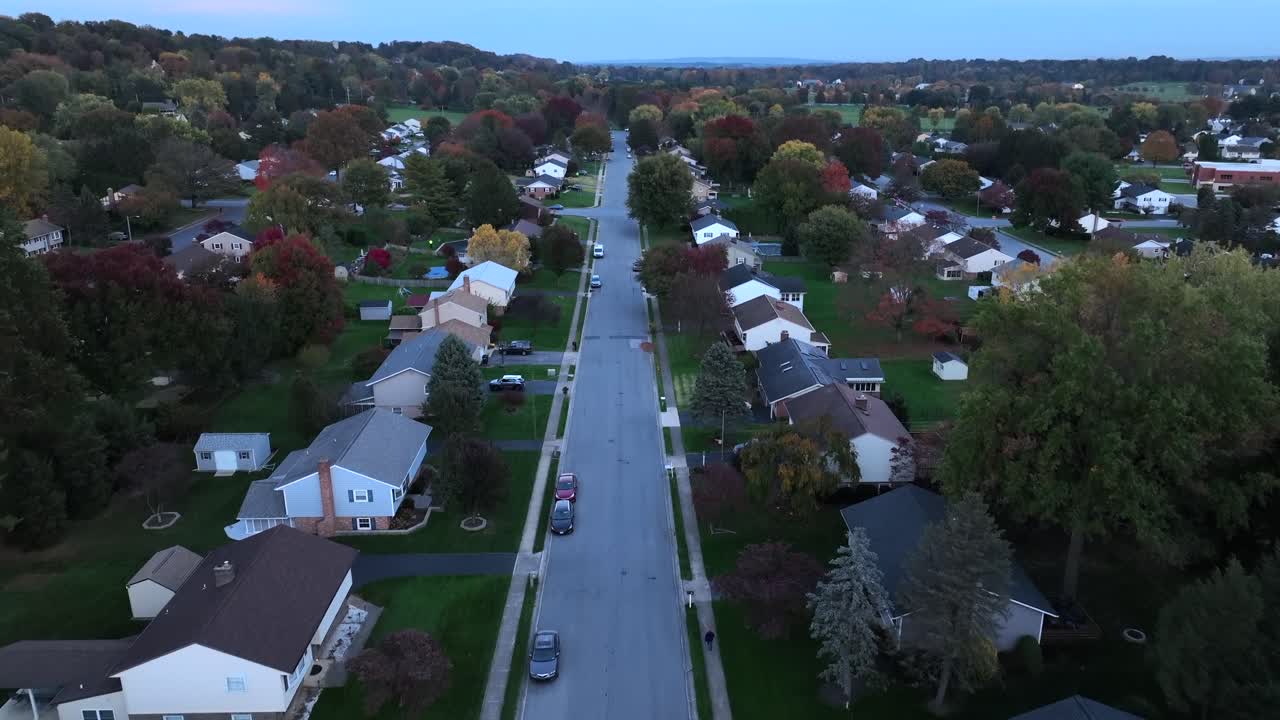 el barrio americano por la noche