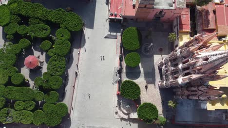 San-miguel-de-allende's-historic-plaza-and-church,-aerial-view