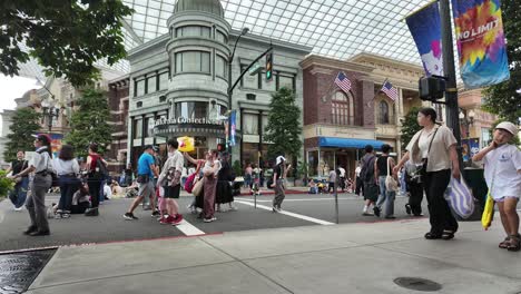 crowded street at universal studios japan's super nintendo world