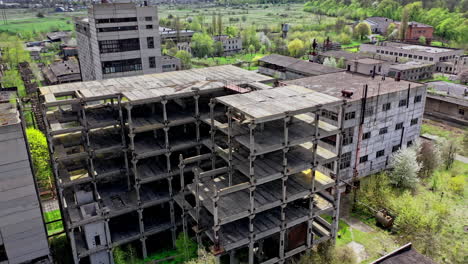territorio de una zona industrial abandonada en espera de demolición