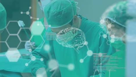 animación de la exploración cerebral y el procesamiento de datos médicos sobre los cirujanos que operan a un paciente en la sala de operaciones