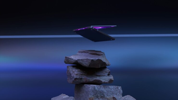 Telefono pieghevole su rocce