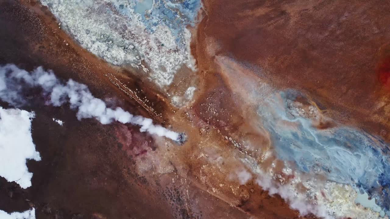 área geotérmica nevada en invierno