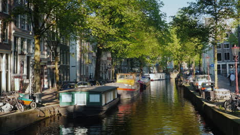 amsterdam houseboats