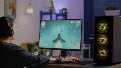pro gamer streaming de videojuegos en línea con nuevos gráficos