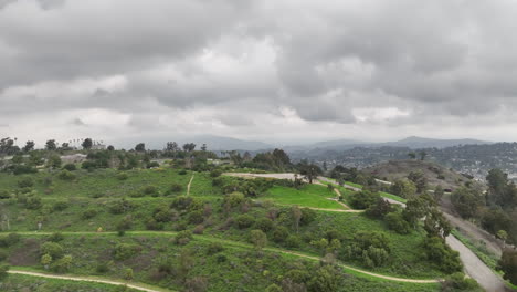 el parque elysian en los ángeles en un día nublado