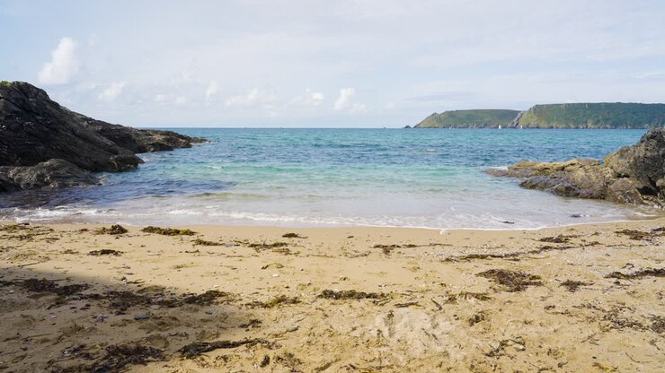 Une belle plage côtière